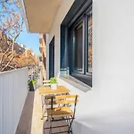 ApartsNouBcn Les Corts